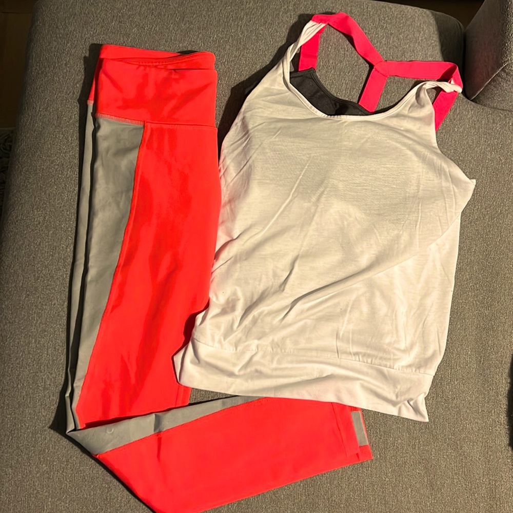 Alo yoga pink/silver/grey workout set